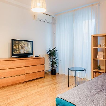 City Center Downtown Apartment Bukarest Eksteriør billede