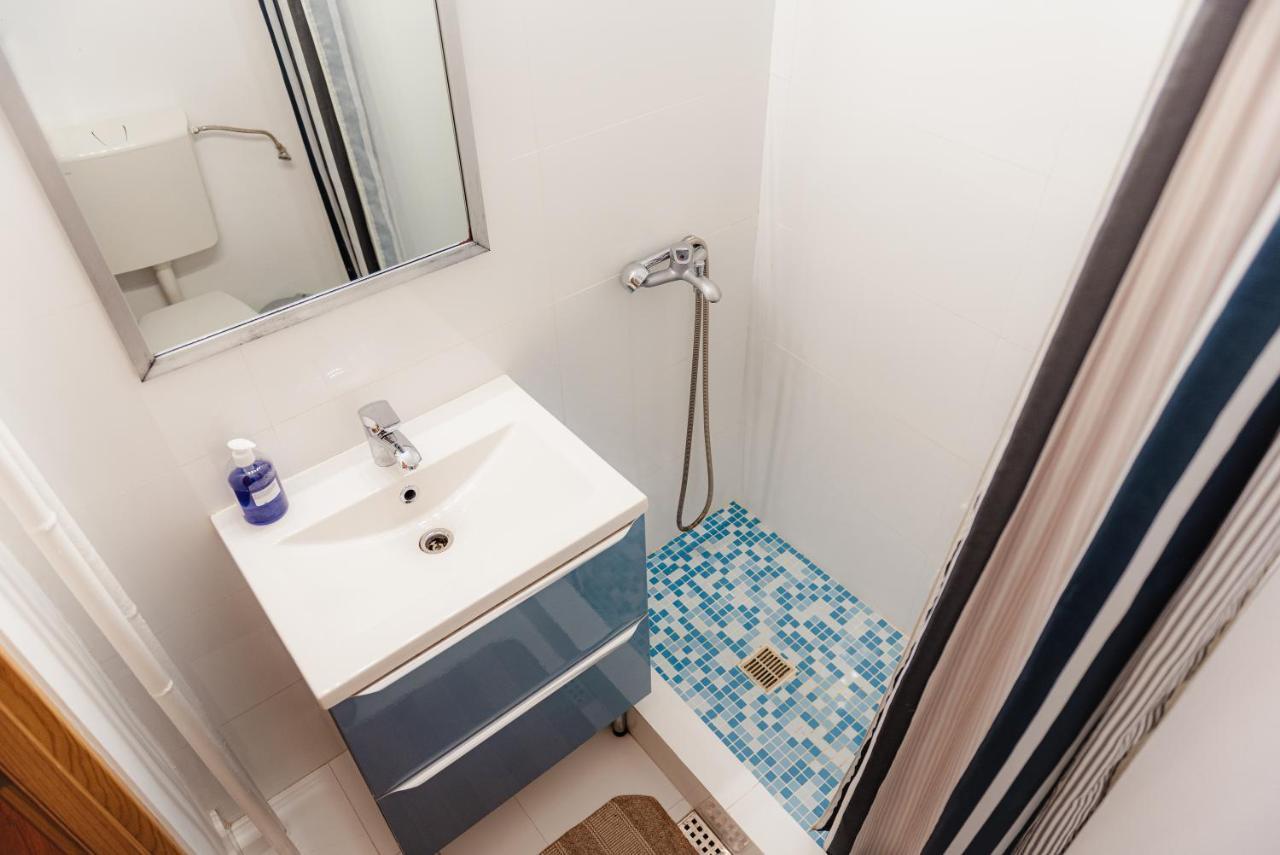 City Center Downtown Apartment Bukarest Eksteriør billede
